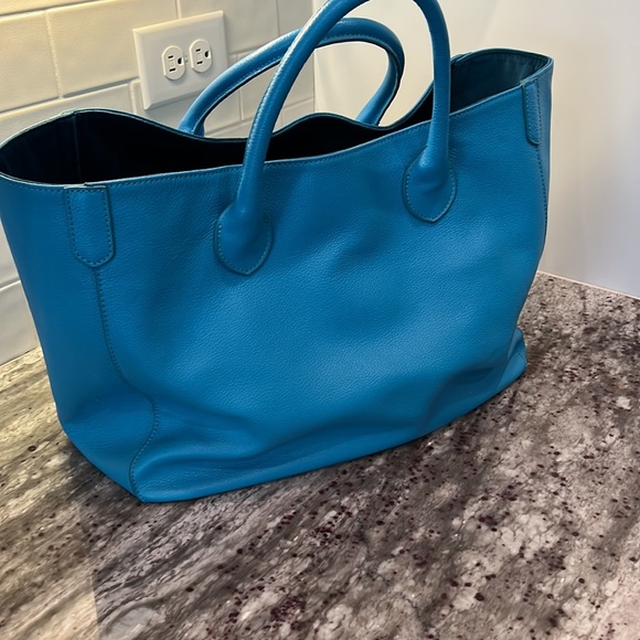 USED ONCE Gorgeous BECK Medium leather tote with velvet lining - Picture 3 of 9